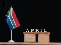 Định nghĩa & cách phát âm từ April
