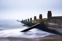 Định nghĩa & cách phát âm từ breakwater