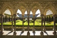 Định nghĩa & cách phát âm từ cloister