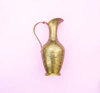 Định nghĩa & cách phát âm từ ewer