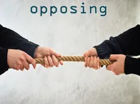 Định nghĩa & cách phát âm từ opposing