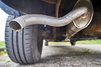 Định nghĩa & cách phát âm từ tailpipe