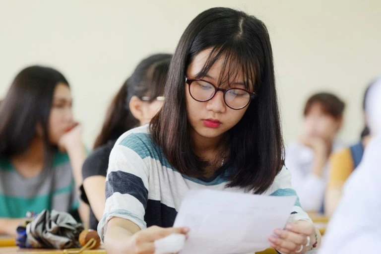 Mục tiêu 8-9 điểm, sĩ tử nên ôn thi đại học môn tiếng Anh như thế nào?