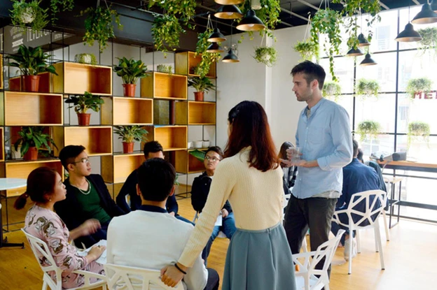 Học giỏi tiếng Anh nhờ trải nghiệm thực tế